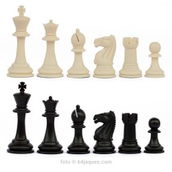 Staunton plastic chess pieces n.5/6...