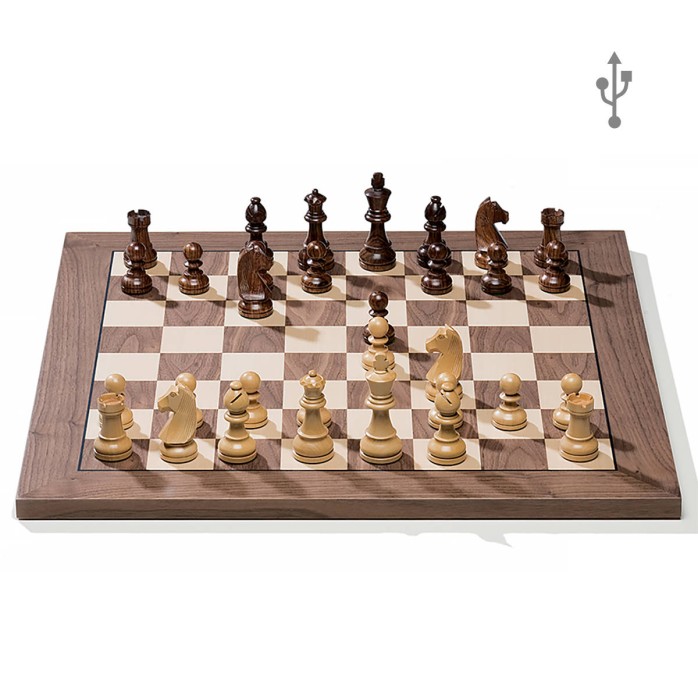 DGT e-Board USB Walnut con piezas Timeless