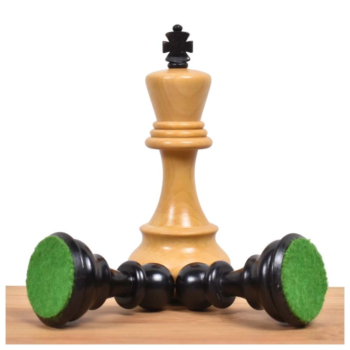 Zagreb Staunton pieces no.6 ebonized.