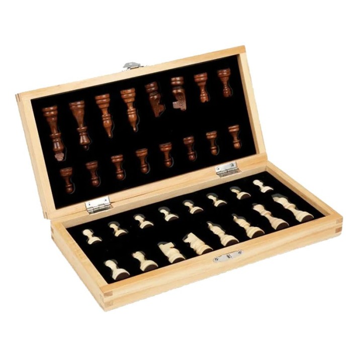 Magnetic folding wooden chess set